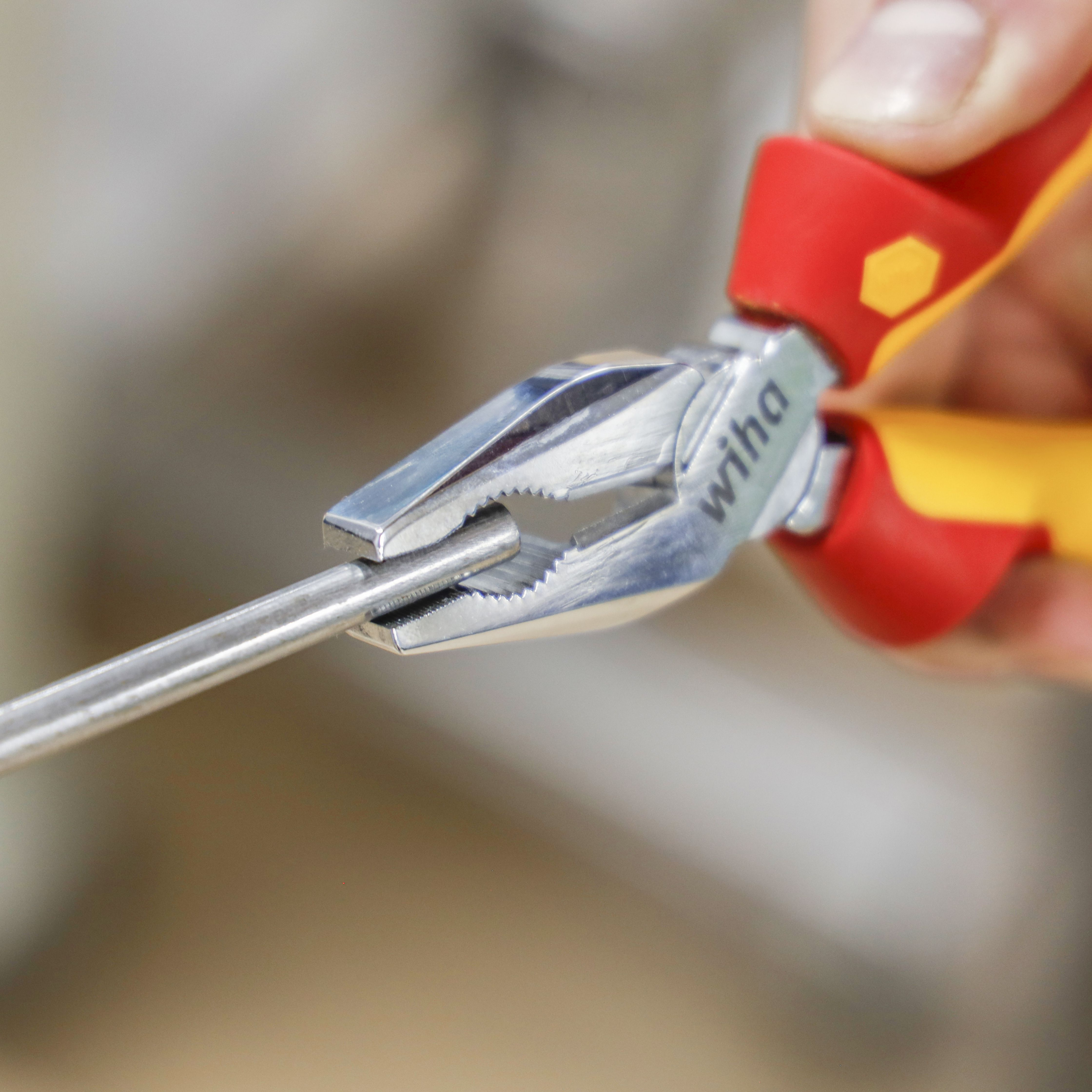 Wiha Electricista Tool Set Alicates Universales De Fuerza Industrial Electric Con DynamicJoint® Y OptiGrip Z 02 0 09 225mm Herramientas Electricista Tijeras Electricista