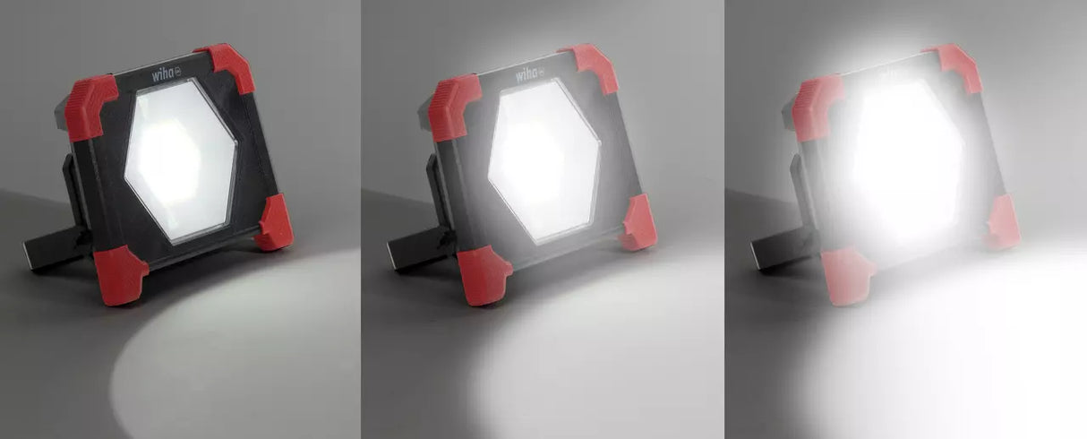 Floodlight rechargeable 30 W, 3,000 lm 45698